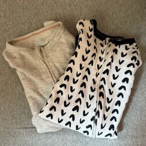 Cloud Island Kids Pajamas - Gray and Black Heart Pattern